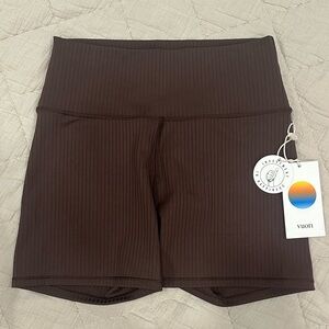 NWT Vuori Inversion Rib Shorts